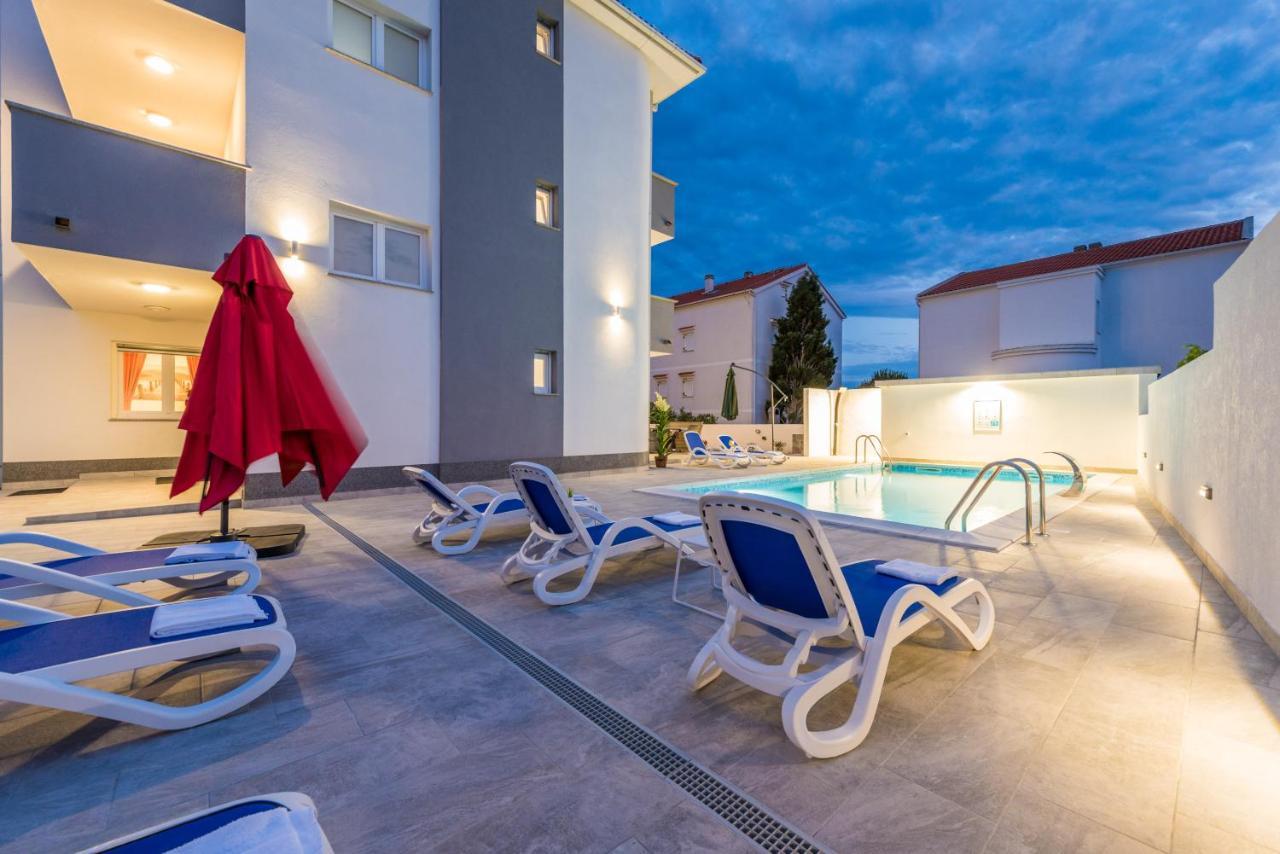 Villa Jana Luxury Apartments Novalja Exterior photo